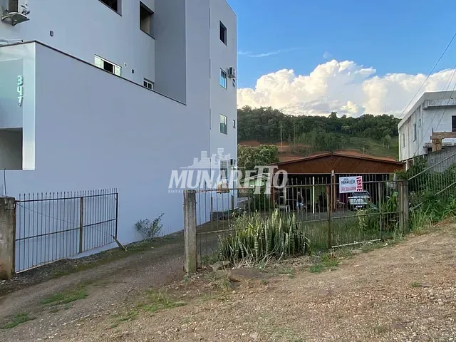 Terreno com 800m², à venda, no bairro CENTRO em Piratuba