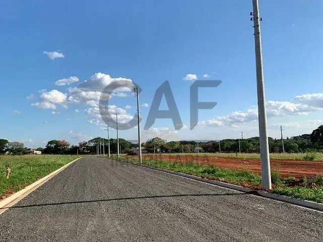 Terreno com 256m², à venda, no bairro Jardim Europa em Holambra