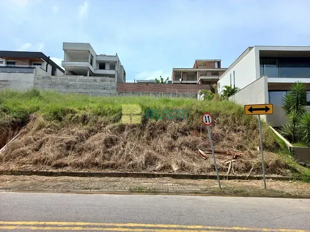 Terreno com 450m², à venda, no bairro Condomínio Residencial Jaguary em São José dos Campos