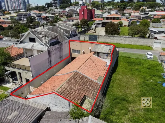 Terreno com 372m², à venda, no bairro Campina Do Siqueira em Curitiba