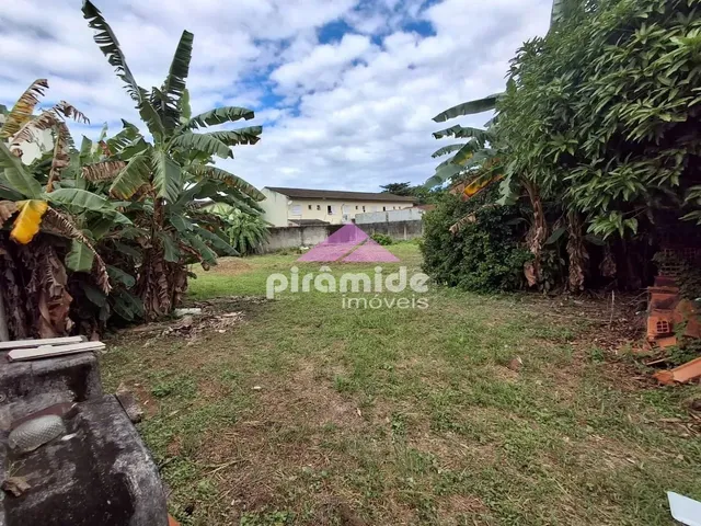 Terreno com 900m², para alugar, no bairro Parque Balneário Poiares em Caraguatatuba