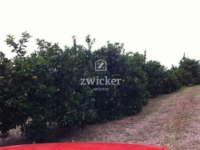 Terreno com 20000m², à venda, no bairro Zona Rural em Botucatu