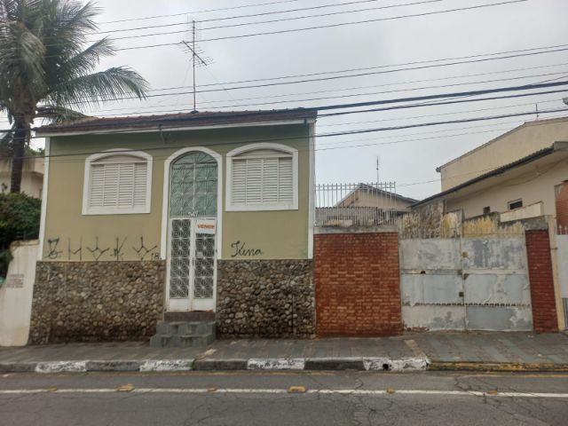 Terreno com 476m², à venda, no bairro Centro em Pindamonhangaba
