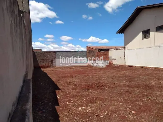 Terreno com 464m², à venda, no bairro Bancários em Londrina