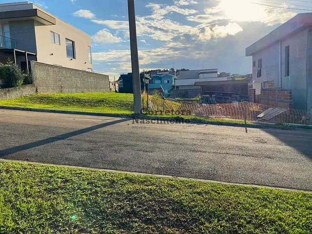 Terreno com 250m², à venda, no bairro Jardim America em Jacareí