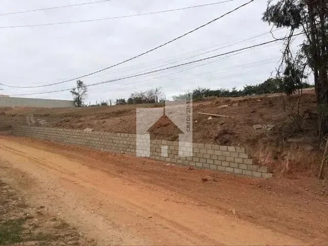 Terreno com 500m², à venda, no bairro Corrupira em Jundiaí