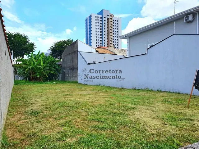 Terreno com 250m², à venda, no bairro Vila Branca em Jacareí