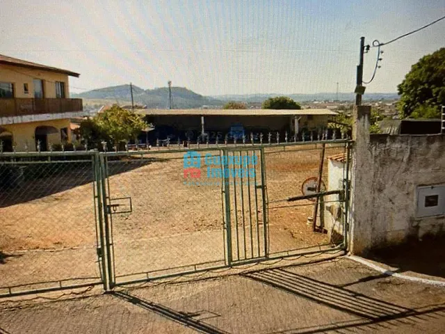 Terreno com 3800m², para alugar, no bairro Recreio dos Bandeirantes em Guaxupé