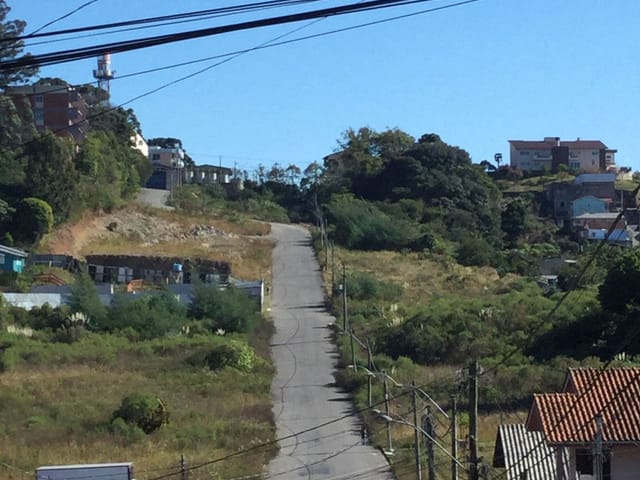 Terreno com 390m², à venda, no bairro Kayser em Caxias do Sul