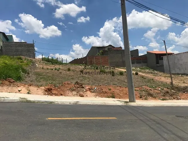 Terreno com 150m², à venda, no bairro Jardim Pitoresco em Jacareí