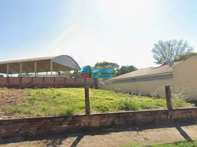 Terreno com 350m², à venda, no bairro Jardim Três Rosas em Guaxupé
