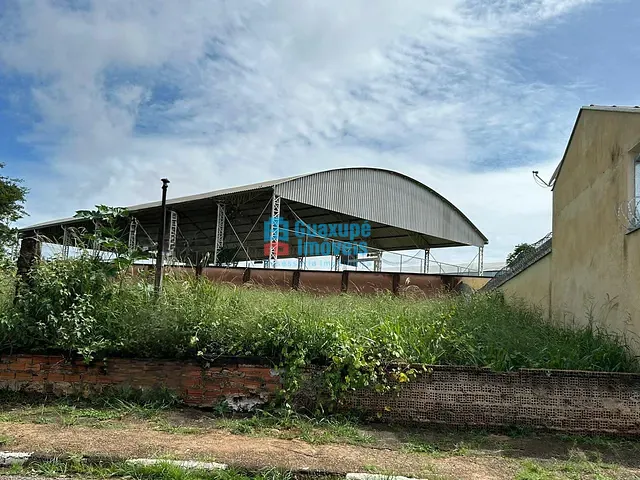 Terreno com 350m², à venda, no bairro Jardim Três Rosas em Guaxupé