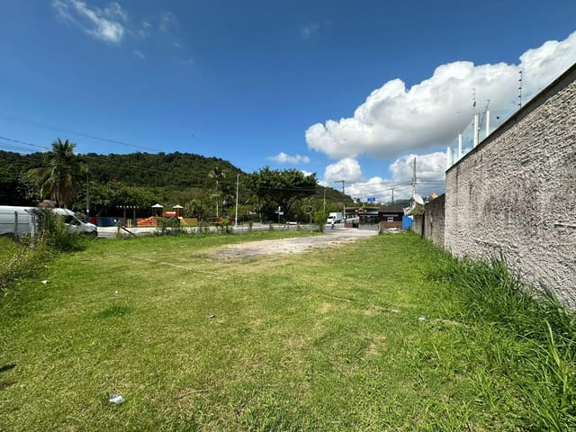 Terreno com 950m², à venda, no bairro Vila Real em Balneário Camboriú
