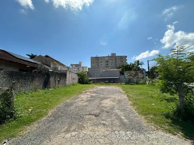 Terreno com 950m², à venda, no bairro Vila Real em Balneário Camboriú