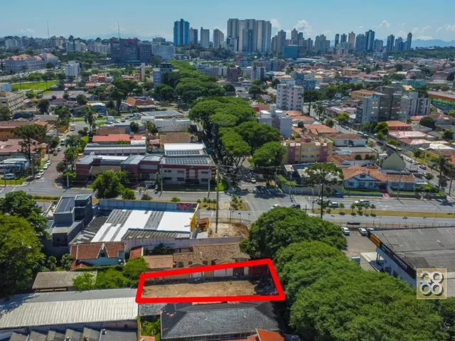 Terreno com 450m², à venda, no bairro Jardim Botânico em Curitiba