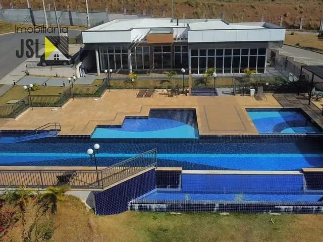 Terreno com 329m², à venda, no bairro Guamirim em Caçapava