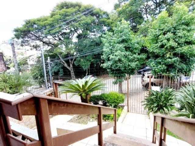 Terreno com 361m², à venda, no bairro Panazzolo em Caxias do Sul