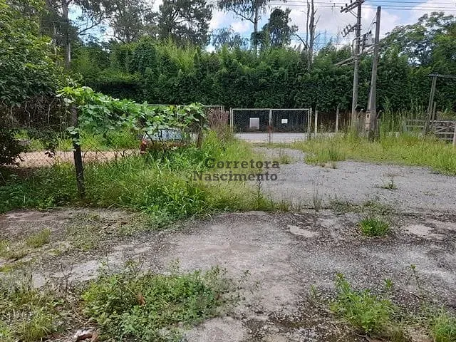 Terreno com 650m², para alugar, no bairro Chácaras Rurais de Guararema em Guararema