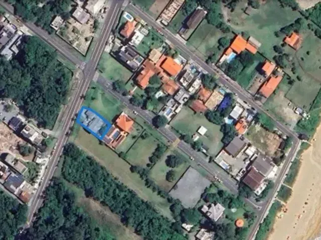 Terreno com 499m², à venda, no bairro Barra em Balneário Camboriú