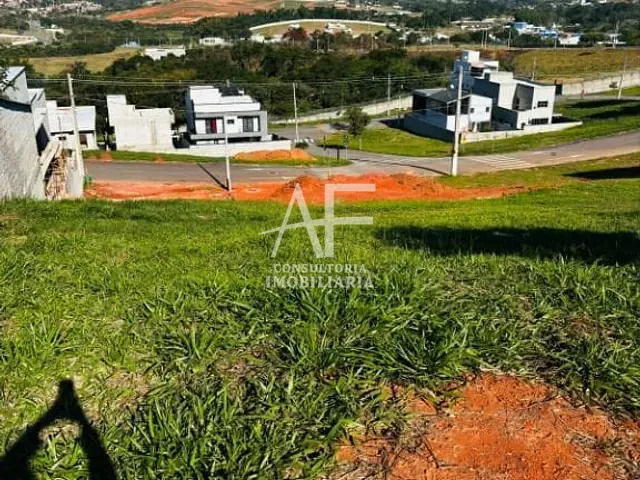 Terreno com 275m², à venda, no bairro Condominio Cataguá Way em Taubaté