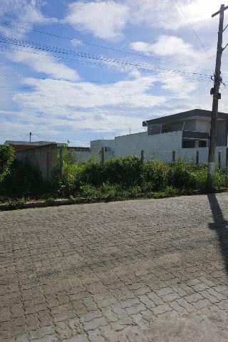 Terreno com 300m², à venda, no bairro Riviera  em Campos dos Goytacazes