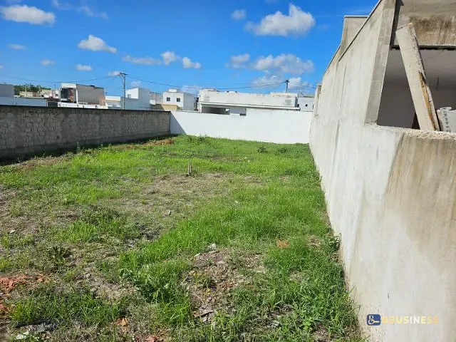 Terreno com 300m², à venda, no bairro Riviera  em Campos dos Goytacazes