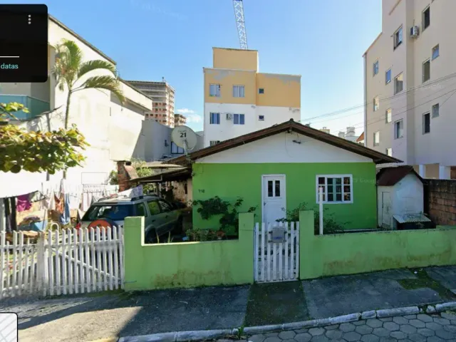 Terreno com 304m², à venda, no bairro Morretes em Itapema