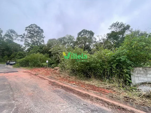 Terreno com 528m², à venda, no bairro Parque Dirce em Itaquaquecetuba