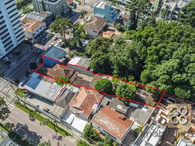 Terreno com 813m², à venda, no bairro Centro Cívico em Curitiba