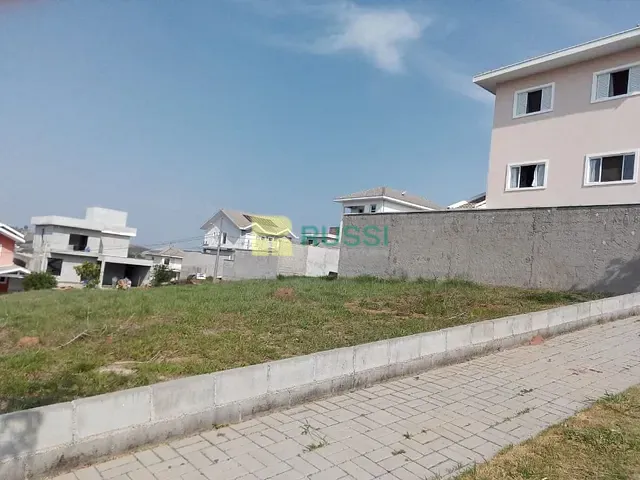 Terreno com 252m², à venda, no bairro Condomínio Residencial Mantiqueira em São José dos Campos