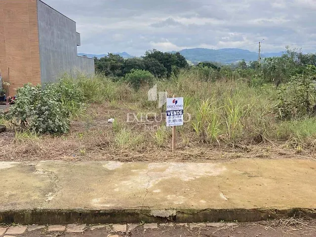 Terreno com 221m², à venda, no bairro Dom Pedro II em Arroio do Meio