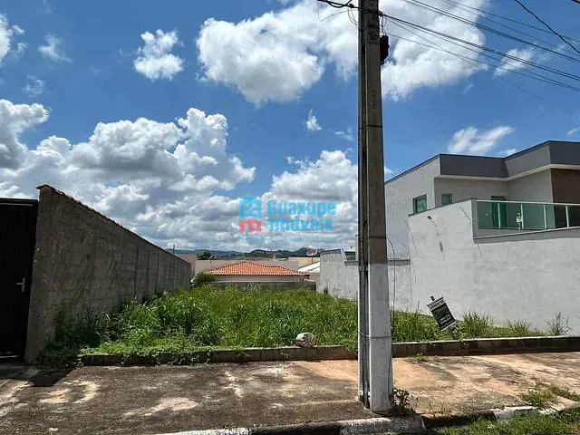 Terreno com 365m², à venda, no bairro Jardim Primavera III em Guaxupé