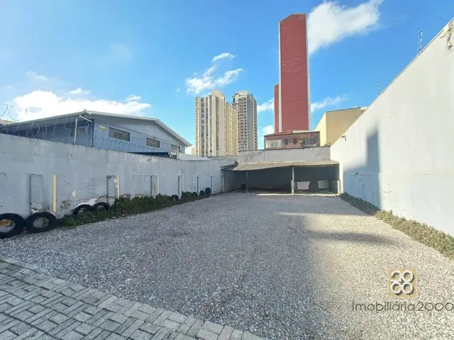 Terreno com 300m², para alugar, no bairro Centro em Curitiba