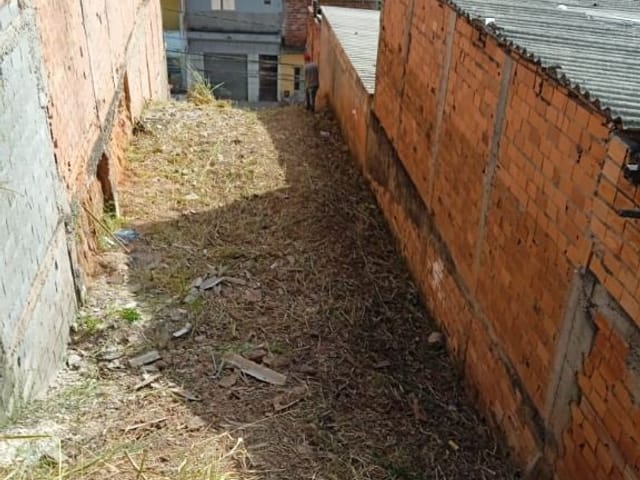 Terreno com 125m², à venda, no bairro Amador Bueno em Itapevi