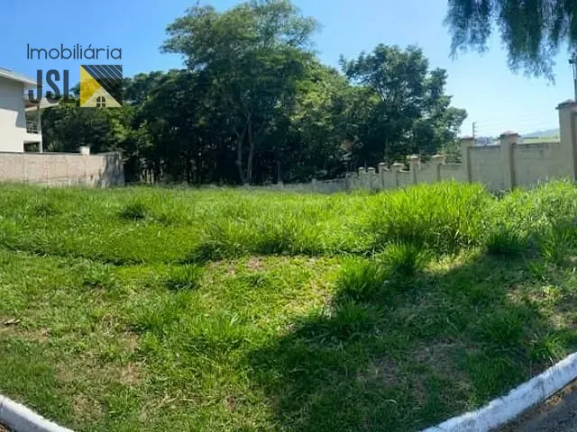 Terreno com 570m², à venda, no bairro Residencial Santa Helena em Caçapava