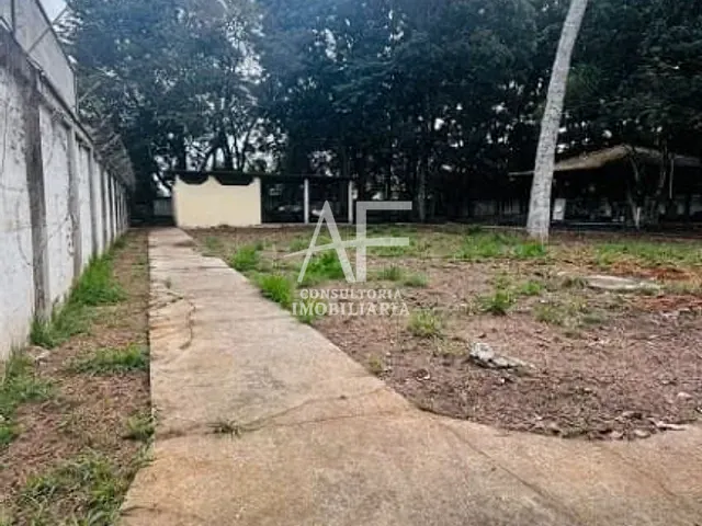 Terreno com 970m², à venda, no bairro Centro em Taubaté