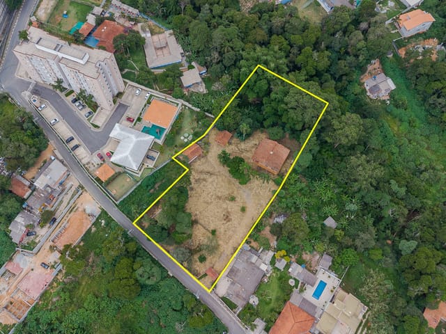 Terreno com 6200m², à venda, no bairro Centro em Vargem Grande Paulista