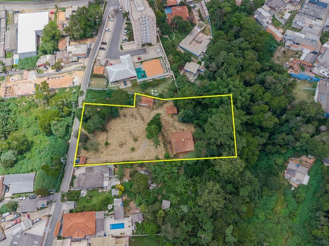Terreno com 6200m², à venda, no bairro Centro em Vargem Grande Paulista