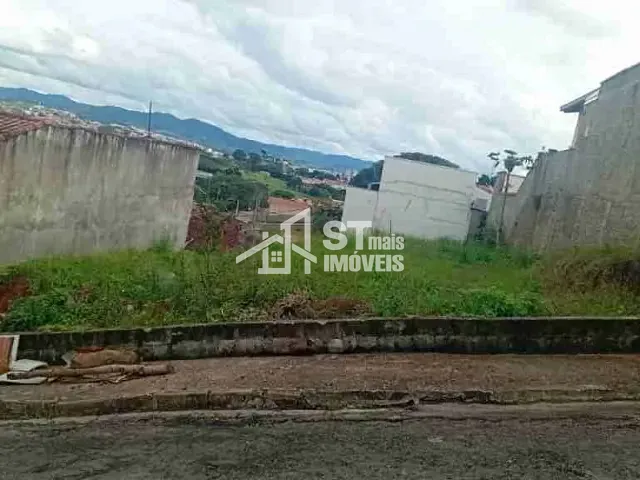 Terreno com 150m², à venda, no bairro Jardim Alto Serra em Andradas