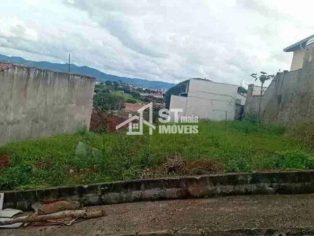 Terreno com 150m², à venda, no bairro Jardim Alto Serra em Andradas