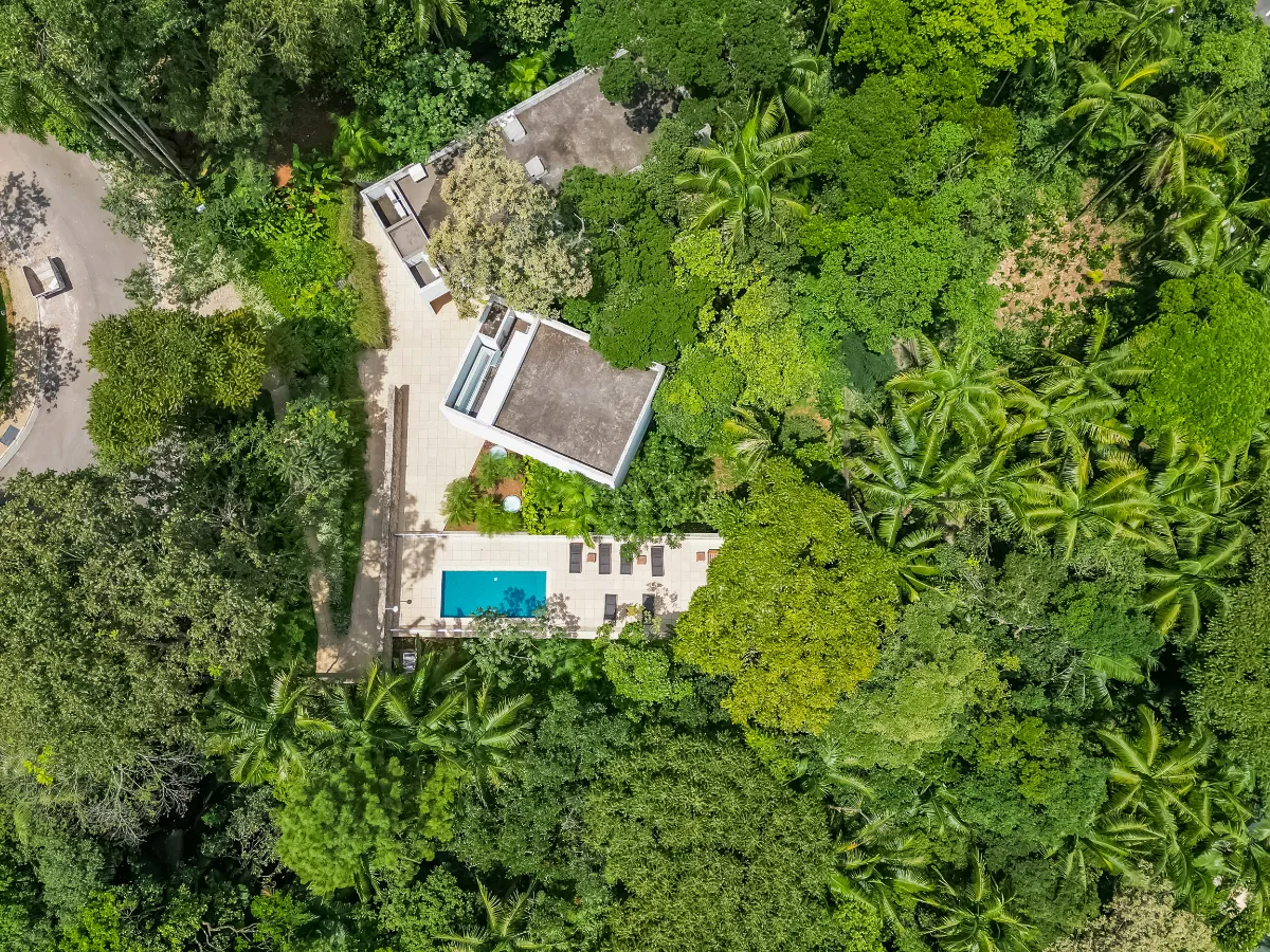 Lote em condomínio para venda em Chácara Flora, 663m²
