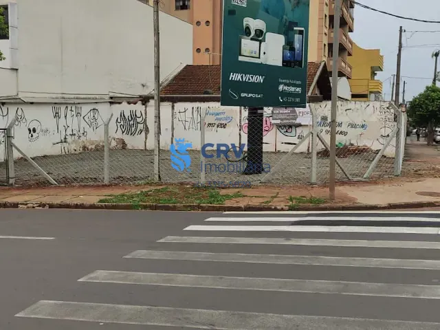 Terreno com 180m², para alugar, no bairro Centro em Londrina