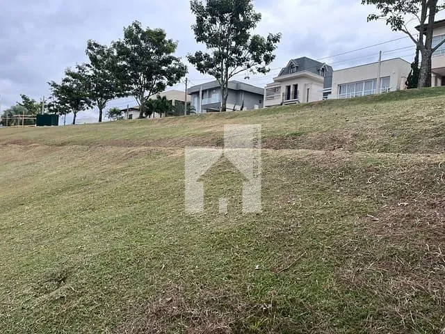 Terreno com 549m², à venda, no bairro Jardim Nossa Senhora das Graças em Itatiba