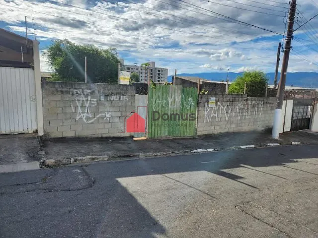 Terreno com 296m², à venda, no bairro Alto do Cardoso  em Pindamonhangaba