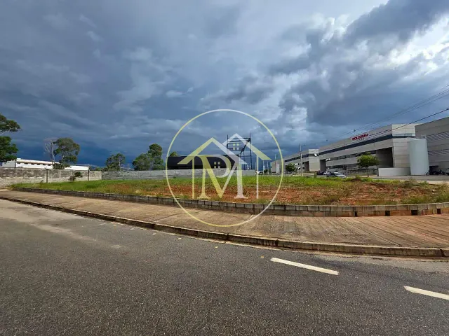 Terreno com 1684m², à venda, no bairro Éden em Sorocaba