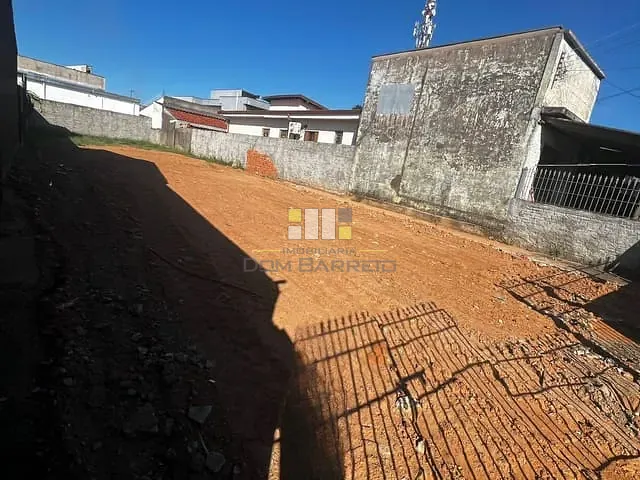 Terreno com 403m², à venda, no bairro Jardim Rosolém em Hortolândia