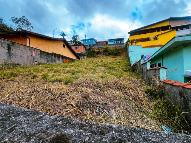 Foto do Terreno - Terreno residencial para venda em Colônia, 539m² | Lares e Andares Imóveis