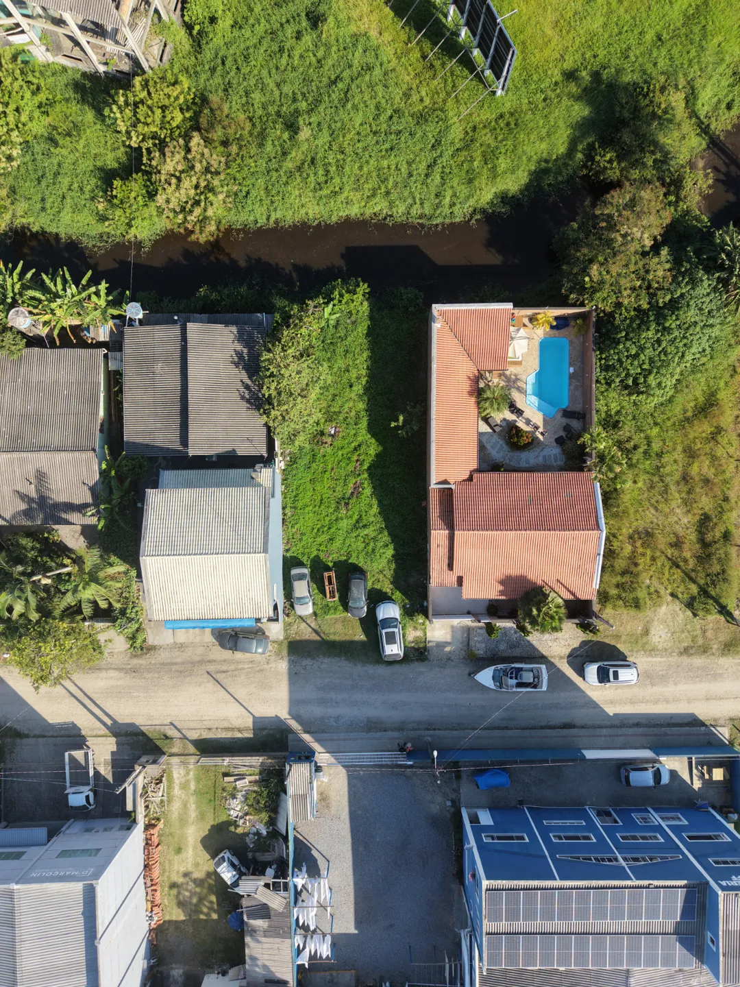 Terreno residencial para venda em Centro, 300m²