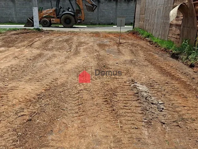 Terreno com 200m², à venda, no bairro Residencial Vila Romana em Pindamonhangaba