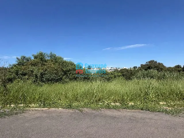 Terreno com 380m², à venda, no bairro Vale da Mata em Guaxupé